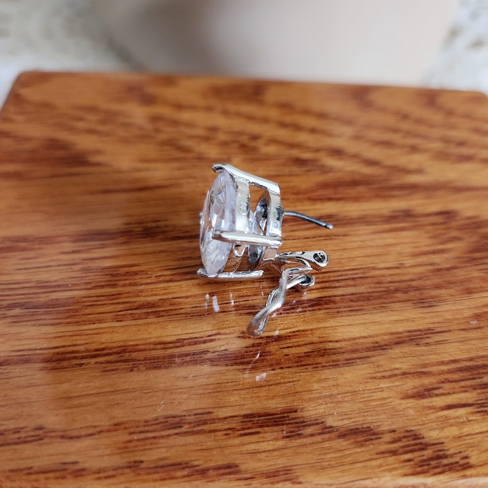 CZ Earrings - Picture 3 of 7